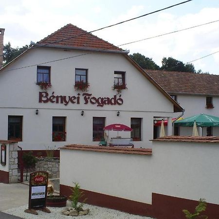 Benyei Fogado Panzio Es Etterem Bed & Breakfast Erdobenye Exterior photo